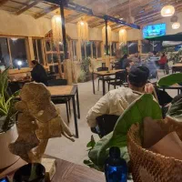 تعدادی پرسنل خانم وآقا جهت همکاری در کافه رستوران|استخدام خدمات فروشگاه و رستوران|تنکابن, |دیوار