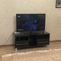 ۴۶ اینچ سامسونگ به همراه میز