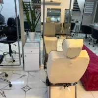 میز ناخن تک نفره سرشور روشویی صندلی اصلاح|آرایشگاه و سالن‌های زیبایی|کرج, اتحاد|دیوار