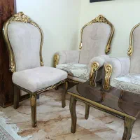 مبل سلطنتی ۹نفره مبلمان تمیز و سالم باسه میز