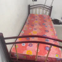 تخت  خواب فلزی