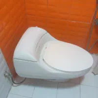 توالت فرنگی و روشویی