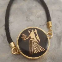 دستبند نماد ماه تولد