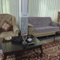 یک دست مبل راحتی چستر و سلطنتی.با میز عسلی|مبلمان خانگی و میز عسلی|مشهد, هفده شهریور|دیوار
