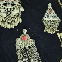 آویز قدیمی ولی  طی زمان جمع آوری کردم کلکسیونی