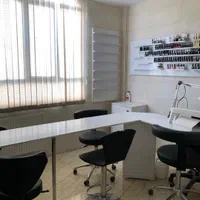 اجاره میز ناخن و صندلی کوپ در باغستان|اجارهٔ دفتر کار، اتاق اداری، مطب|کرج, باغستان|دیوار