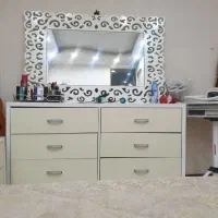 سرویس خواب|تخت و سرویس خواب|قم, چهل درخت‎|دیوار