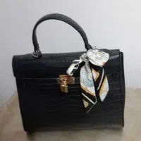 بگ مجلسی|کیف، کفش، کمربند|قره ضیاالدین, |دیوار