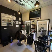 همکار ماهر سالن فول حداقل اصلاح اوکی باشه