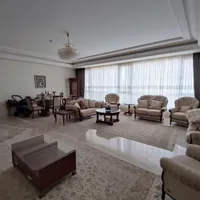 ۲۳۰ متر_نیاوران_برج باغ_تراس دلباز با ویو کوه