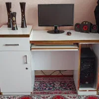 میز کامپیوتر