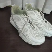 کفش درحدنودوبارپوشیده شده نوهست