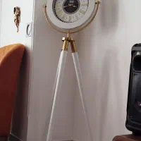 ساعت سه پایه شیک