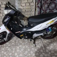 موتورسیکلت لاکی