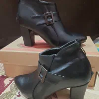 کفش  نیم بوت