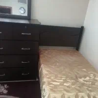 تخت و دلاور|تخت و سرویس خواب|محمدشهر, محمدشهر|دیوار