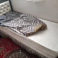 تخت ی نفره با تشک طبی رویال با روکش