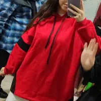 هودی قرمز و پشمی سبز