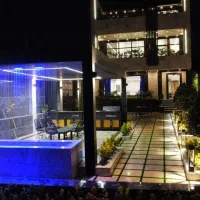 اجاره روزانه ویلا مدرن با استخر سرپوشیده کد 4020