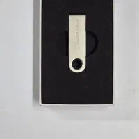 کیف پول سخت افزاری در حد نو Ledger Nano S|قطعات و لوازم جانبی رایانه|لاهیجان, کوی زمانی|دیوار