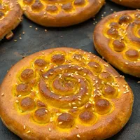 کار در کلوچه پزی