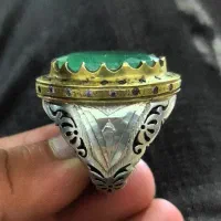 انگشتر زمرد