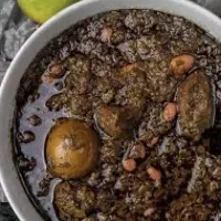 سبزی سرخ شده و خشک شده قورمه سبزی