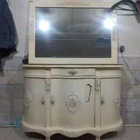 یک عددمیز تلویزیون ویک عددکنسول