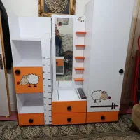 تخت و کمد بچه