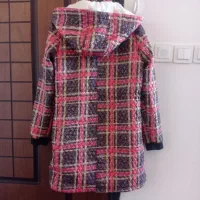 کاپشن|لباس|مرند, |دیوار