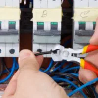 برقکار، برق کار ،تعمیرات،حرفه ای،سیار۲۴ ساعته|خدمات پیشه و مهارت|بروجرد, |دیوار