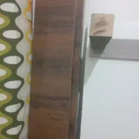 تخت یکنفره دو رنگ قهوه ای و سفید