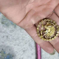 گردنبد شیر خورشید رنگ ثابت تضمینی