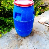 بشکه آبی جنس با کیفیت