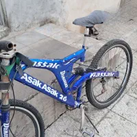 دوچرخه نیاز  به تعمیر