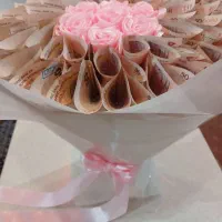 دسته گل ترکیبی گل روبانی و پول|گل مصنوعی|بروجرد, |دیوار