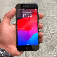 ایفون ۸ ۶۴ گیگ