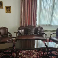 مبلمان آنتیک ۷ نفره چوب راش و چرمی