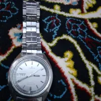 ساعت سیکو پنج زیبا کلسسونی خیلی تمیز|ساعت|کاشان, شهرک خاتم الانبیا (مسکن ملی کاشان)|دیوار