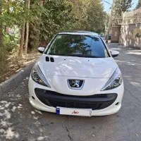 پژو 207 سقف شیشه ای مدل 1401