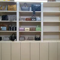 قفسه چوبی