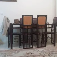 میز ناهار خوری فلزی