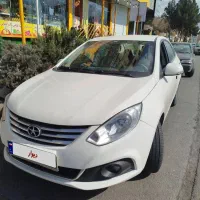 جک j4  کم کارکرده 1402 برج 12