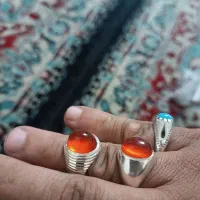 عقیق سرخ‌ آبدار پشت دار