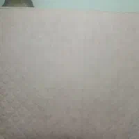 یک عدد تشک دو نفره رویال.با ساعت ایستاده