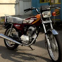 هندا ۱۲۵ کاربرات عروسک