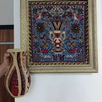 تابلو فرش دستبافت و گلدان طرح گلیم