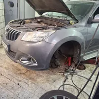 مکانیک ماهرمسلط به گیربکس اتومات باتری سازصافکار