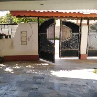 واحد طبقه همکف مرکز شهر