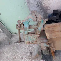 گیره آهنگری|ابزارآلات|ملارد, |دیوار